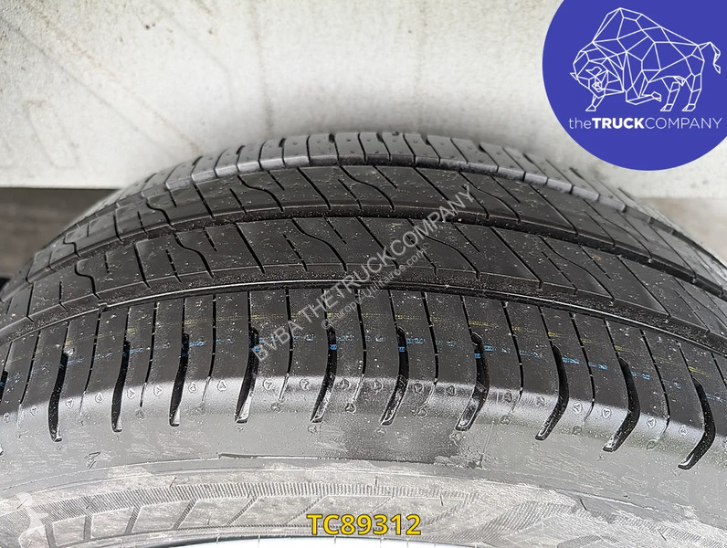 Véhicule utilitaire Ford L2H2 AUTOMATIC GEARBOX...
