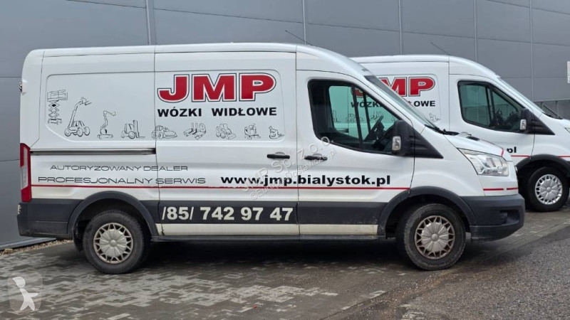 Samochód dostawczy Ford