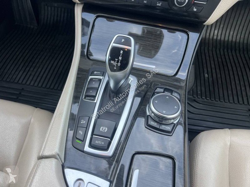 Samochód dostawczy BMW V (F10) 525dA xDrive...