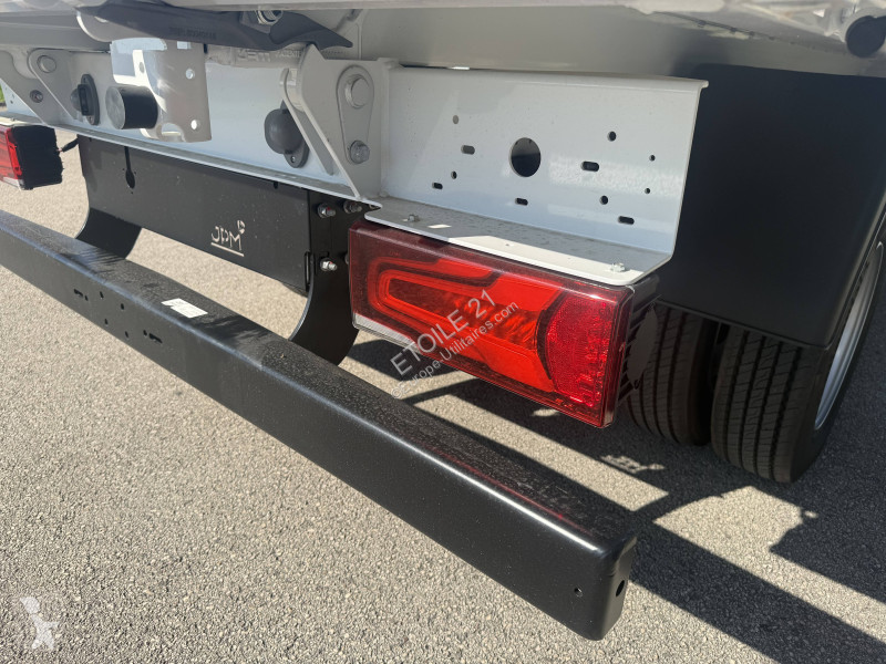 عربة نفعية Fuso 4C15NT1E34T1F 4x2 2023