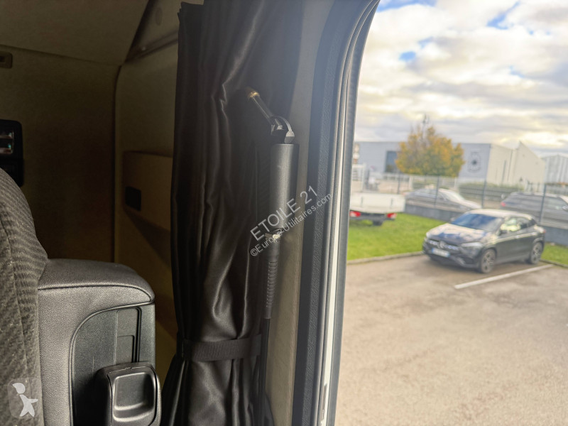 Nyergesvontató Mercedes ACTROS L 1845