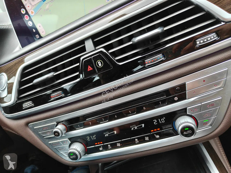 عربة نفعية BMW 745e PHEV 7 Serie