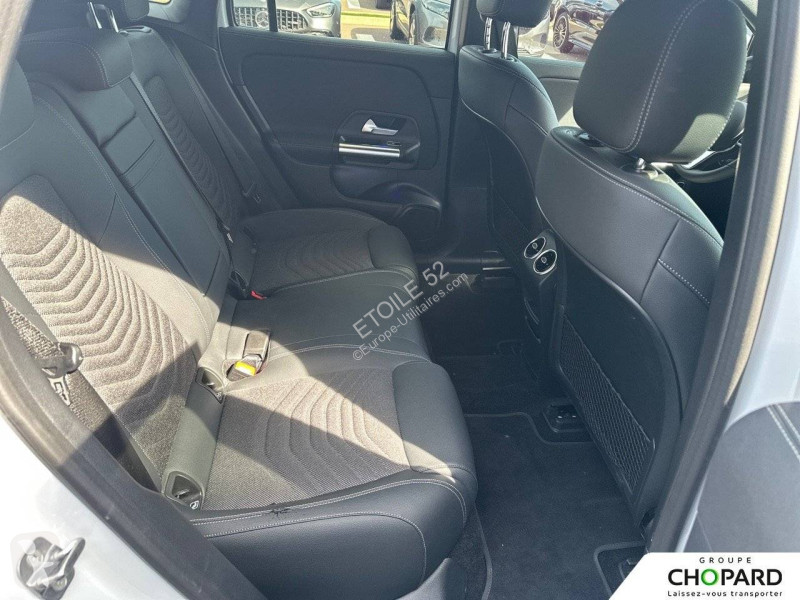 Samochód dostawczy Mercedes EQA 250+