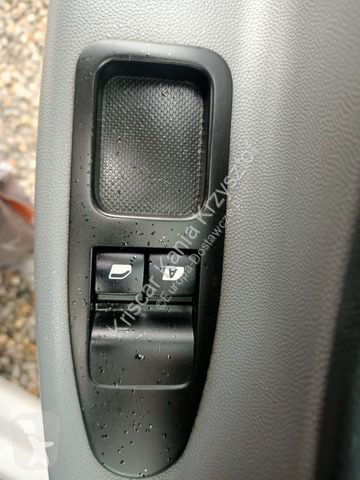 عربة نفعية Peugeot Refrigerated 130KM 2 Power