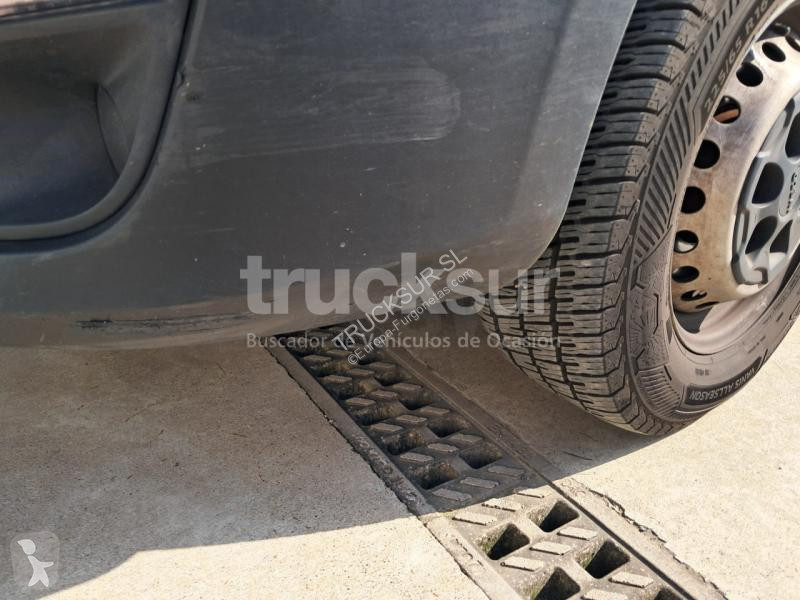عربة نفعية Iveco  DAILY 35S16 12M3