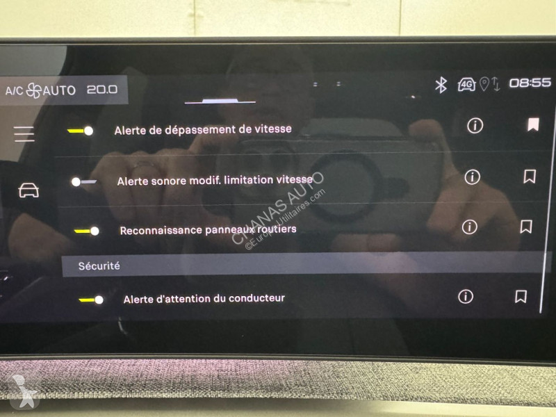 عربة نفعية Peugeot 1.2 Hybrid 145 GT e-DCS6...