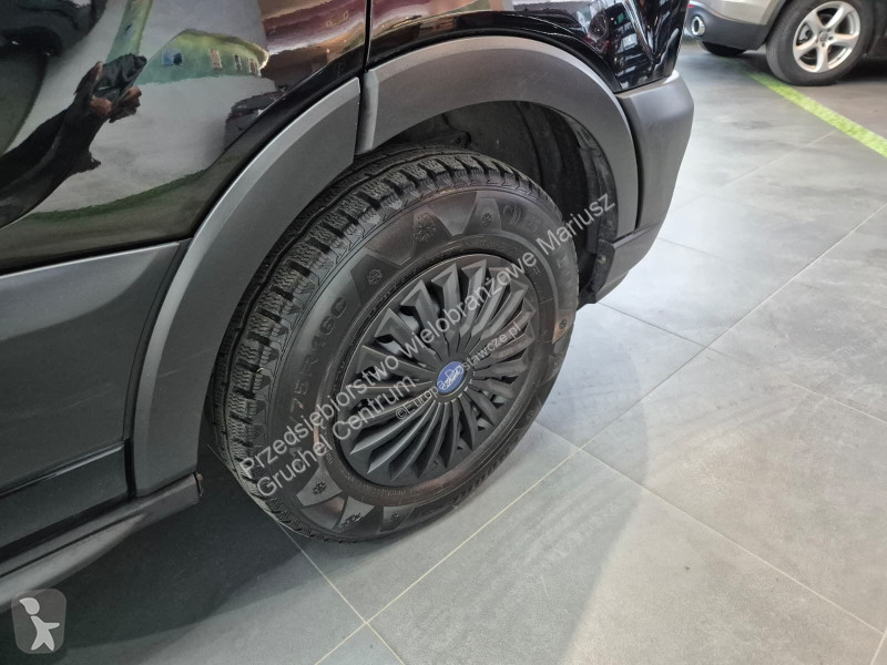 Лекотоварен автомобил Ford Transit 35 2.0 TDCi...