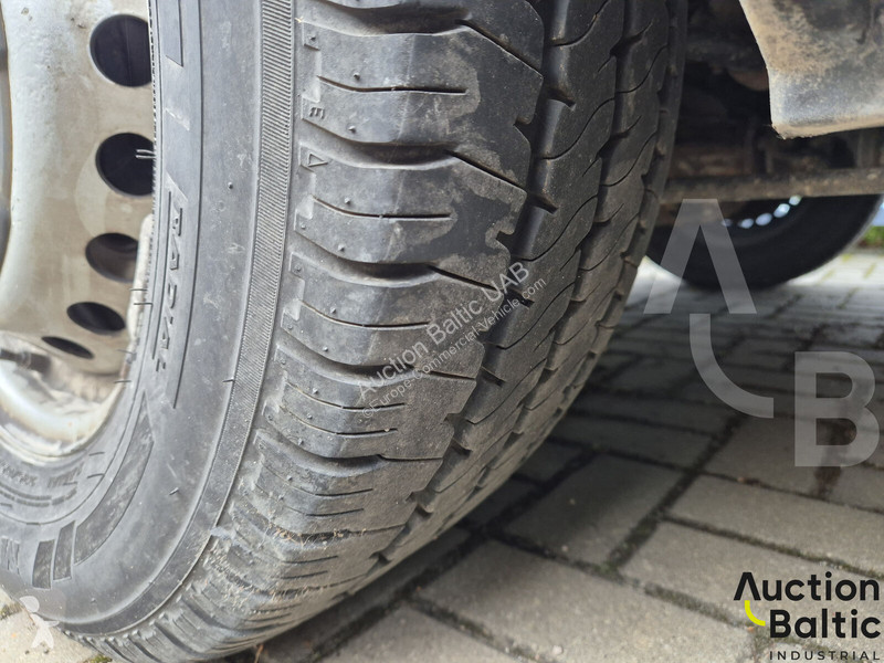 Furgoneta Iveco  35S17