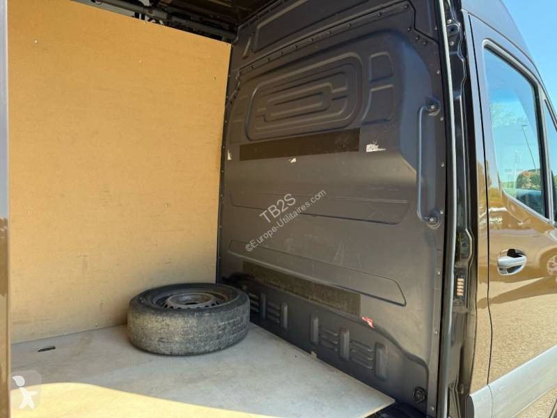 Furgoneta Mercedes