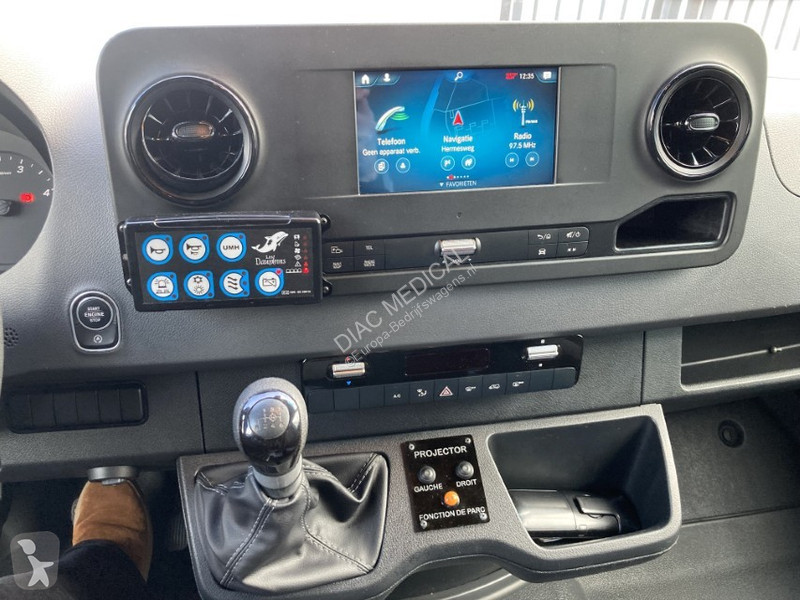 Véhicule utilitaire Mercedes 316 L2H2
