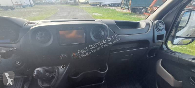 عربة نفعية Renault