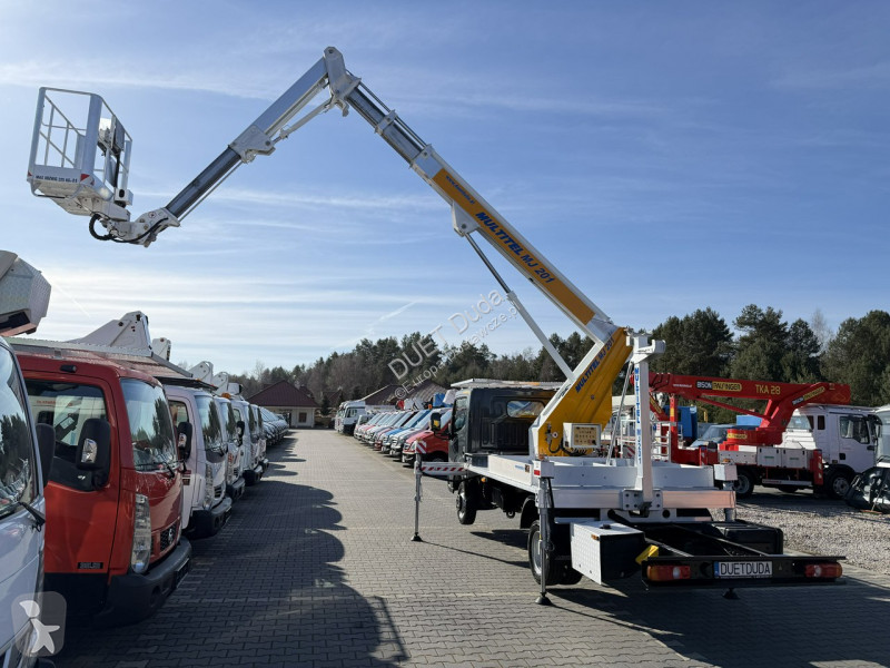 Furgoneta Nissan