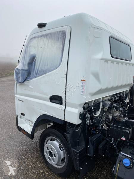 Samochód dostawczy Mitsubishi