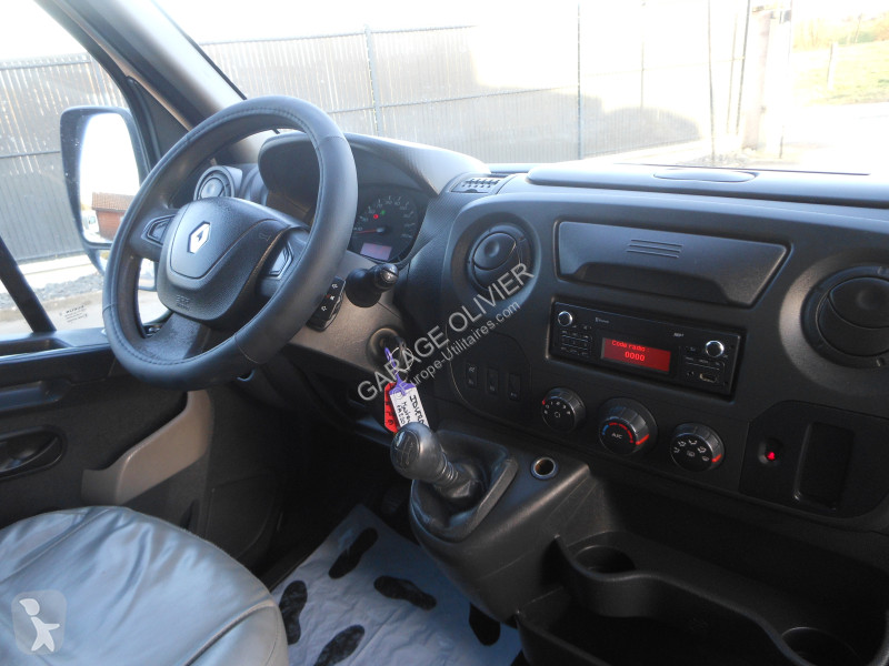 Véhicule utilitaire Renault Châssis Cabine...