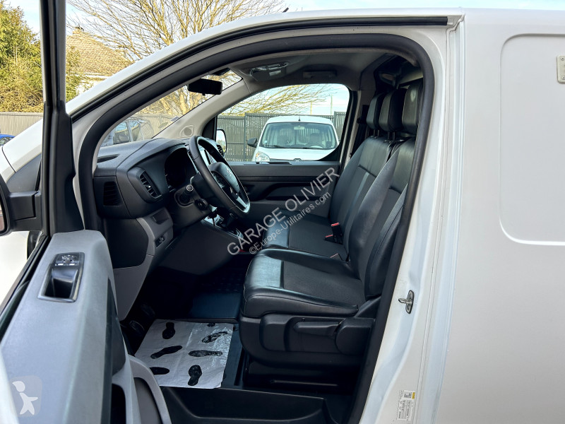 Véhicule utilitaire Citroën M Bluehdi 120...