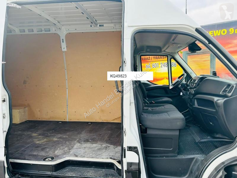 Samochód dostawczy Iveco 35C14