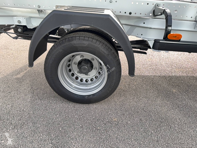 Nyttofordon Mercedes SPRINTER CHASSIS CAB 517...