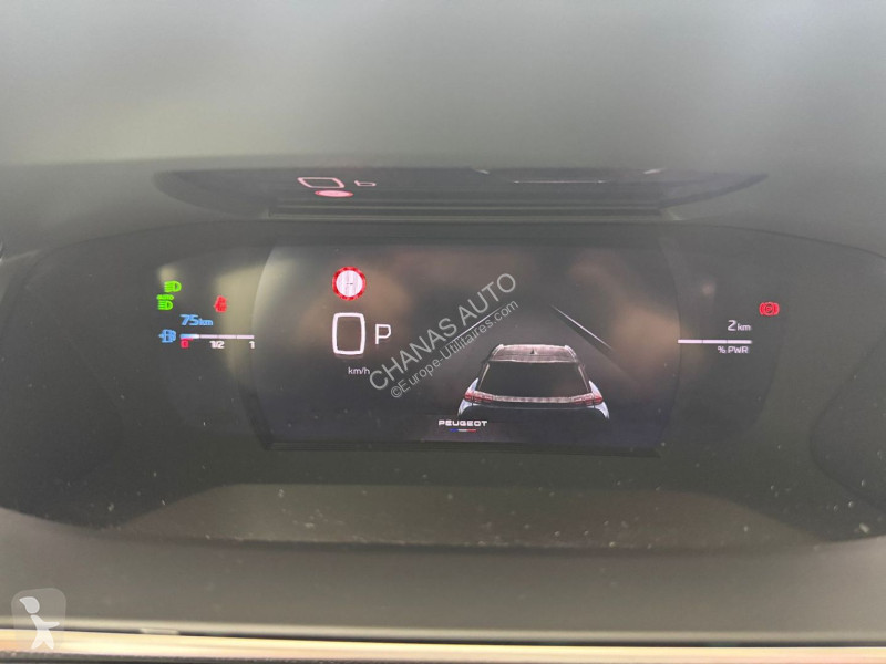 Véhicule utilitaire Peugeot 1.2 Hybrid 145 GT...