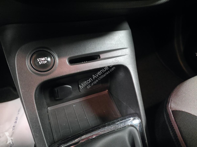 Samochód dostawczy Renault CAPTUR 0.9 Energy...
