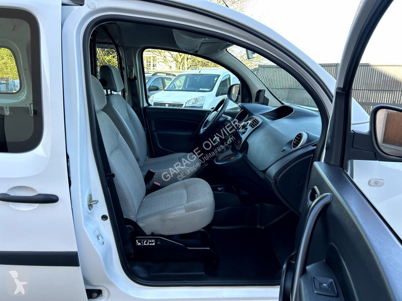 عربة نفعية Renault Maxi Grand Volume 1.5 Blue...