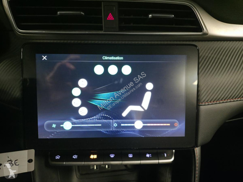 Samochód dostawczy MG ZS 1.5L VTi  Tech - 106...