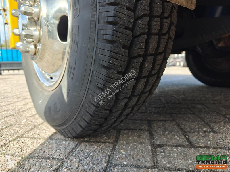عربة نفعية Ford XLT 4x2 Century FI-7789-093T...