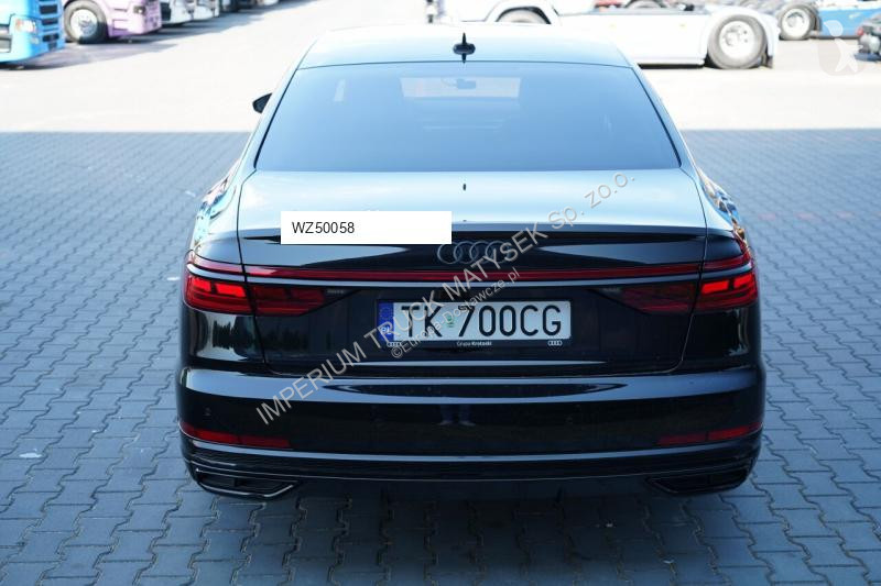 Samochód dostawczy Audi A8