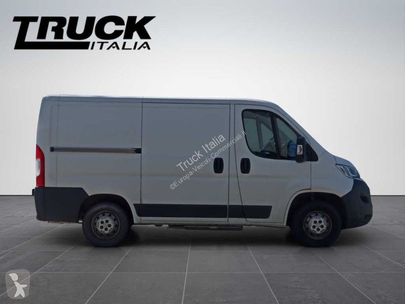 عربة نفعية Citroën III 35 E5 2014 - 35 L1H1 2.2...