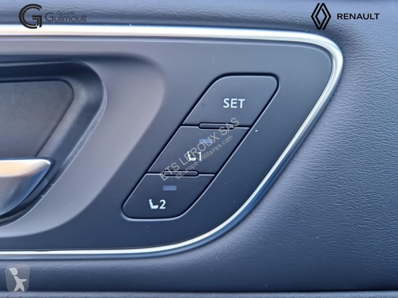 عربة نفعية Nissan QASHQAI