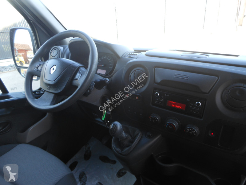 Véhicule utilitaire Renault Châssis Cabine...