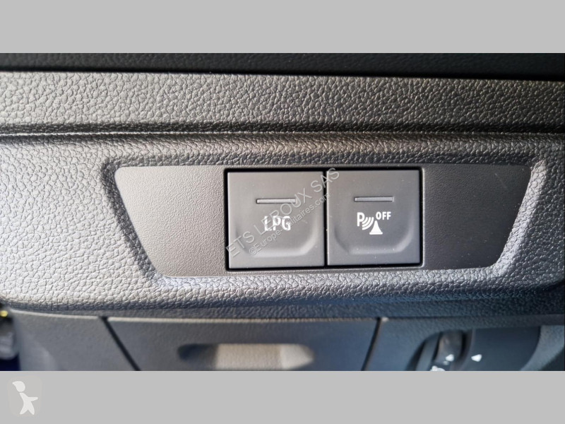Véhicule utilitaire Dacia SANDERO