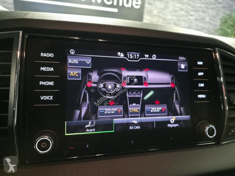 Samochód dostawczy Skoda KAROQ 2.0 TDI SCR -...