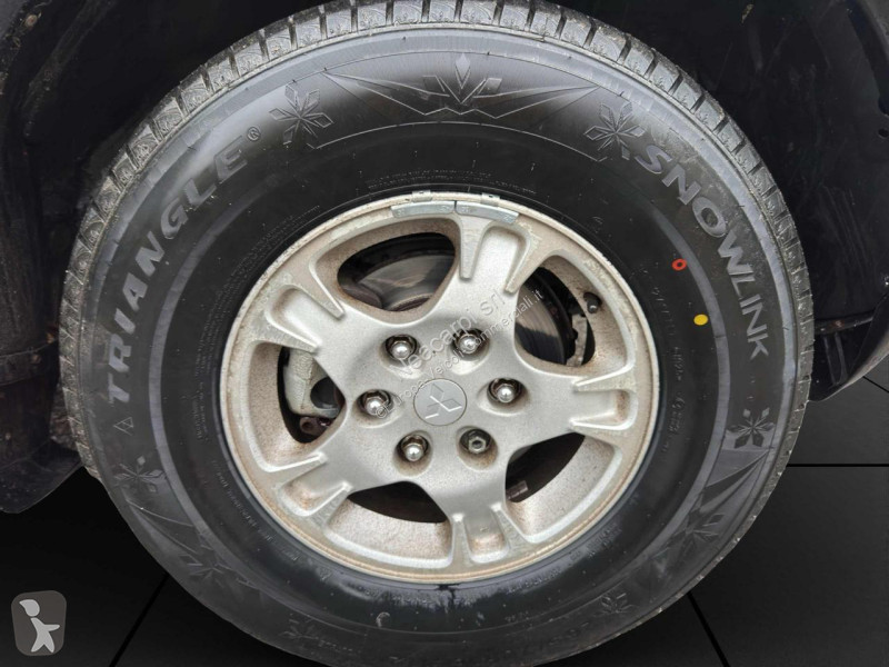 عربة نفعية Mitsubishi