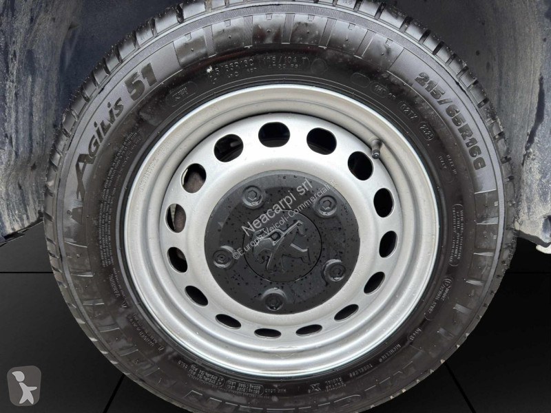 Peugeot  Transporter