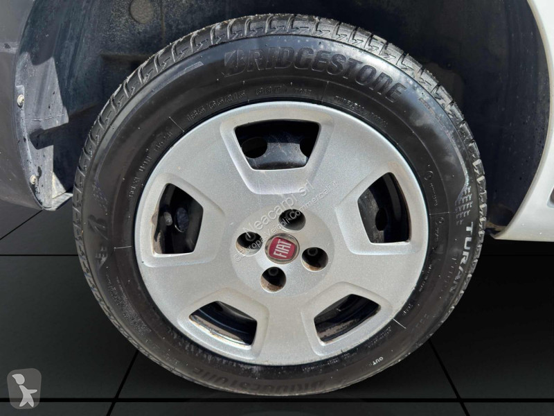 عربة نفعية Fiat