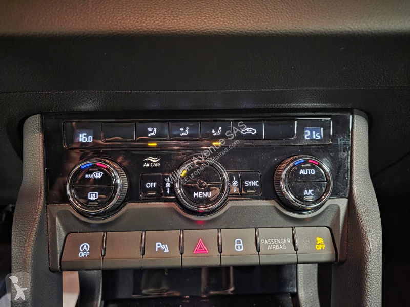 Samochód dostawczy Skoda KAROQ 2.0 TDI SCR -...