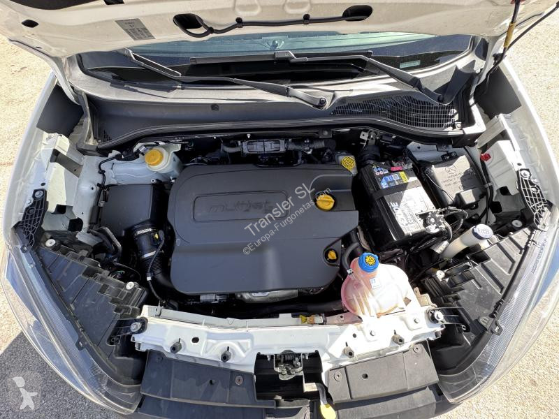 عربة نفعية Fiat  DOBLO