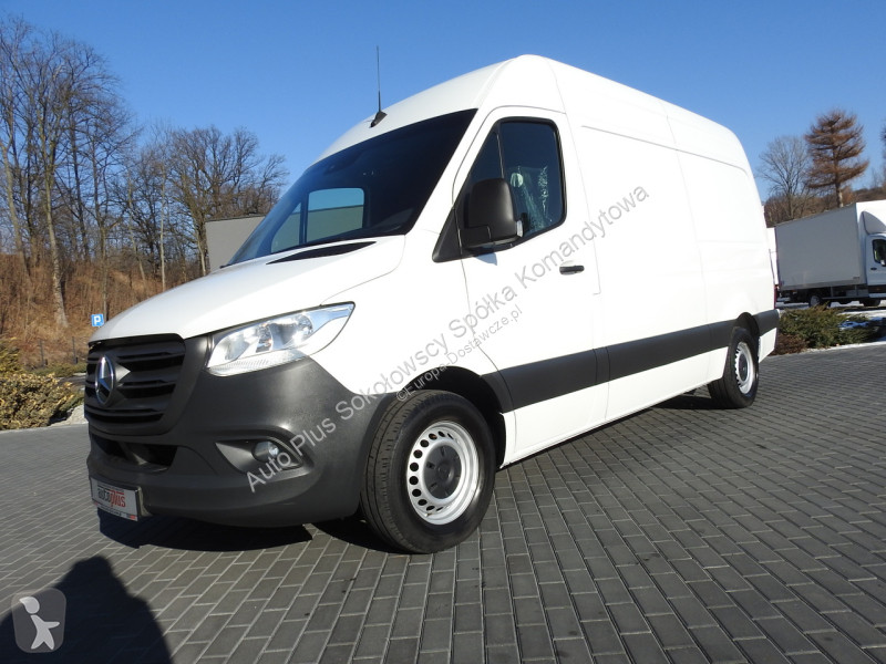 Samochód dostawczy Mercedes 2 ASTER