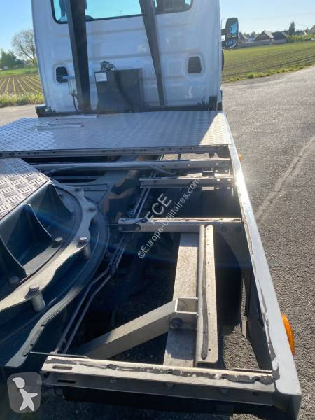 عربة نفعية Iveco