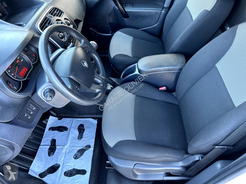 Véhicule utilitaire Renault Maxi Grand Volume...