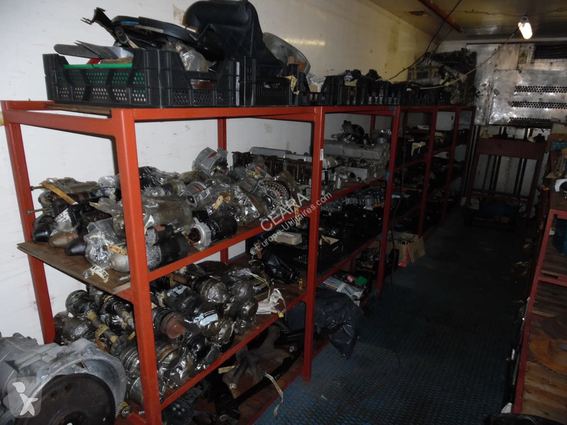 عربة نفعية Mercedes W123 W124 W201 SPARE PARTS...