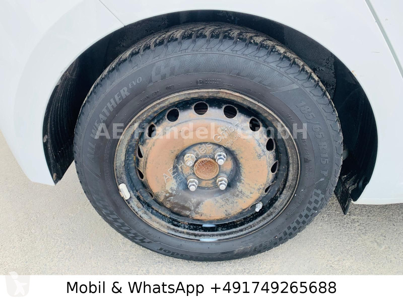 Samochód dostawczy Hyundai i20 blue Trend 1,4 L...