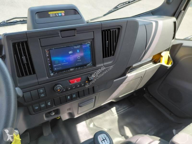 Furgoneta Isuzu