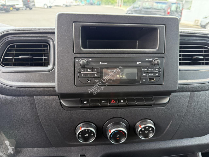 Véhicule utilitaire Renault MASTER 2.3 dCi -...
