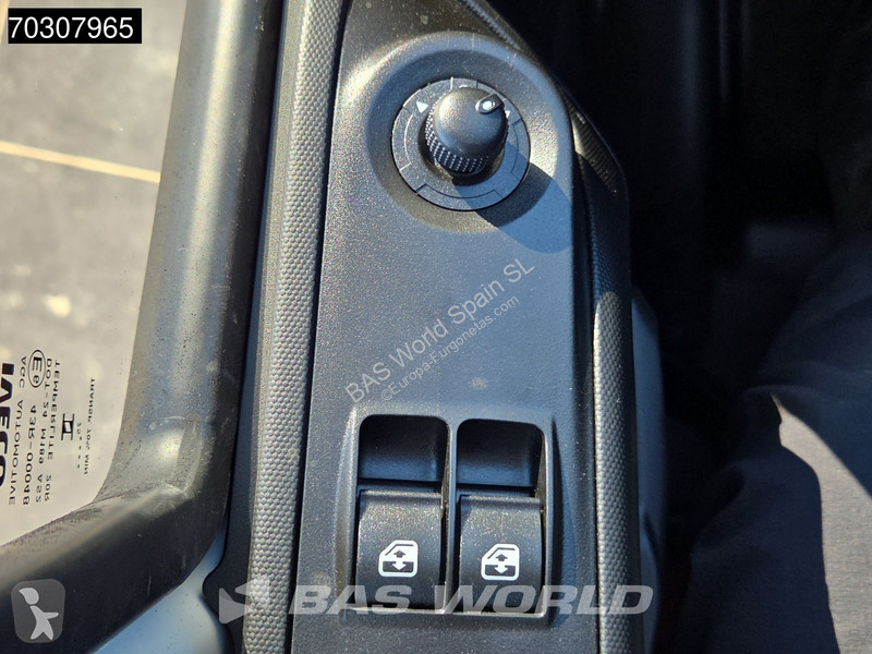 عربة نفعية Iveco 35S18 Nuevo - 3.0L -...