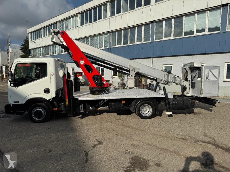 Samochód dostawczy Nissan 35.12 PALFINGER...
