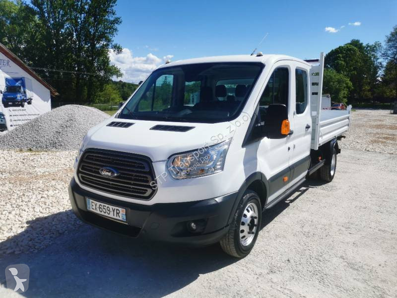 Samochód dostawczy Ford