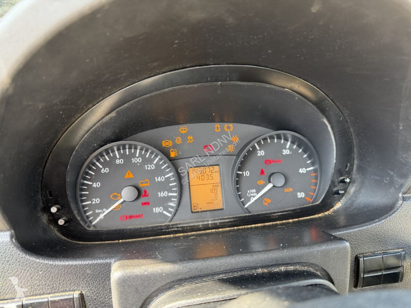 عربة نفعية Mercedes 313