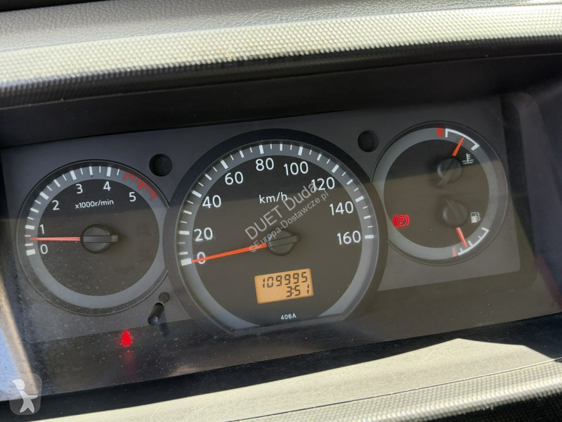 Nissan  Transporter