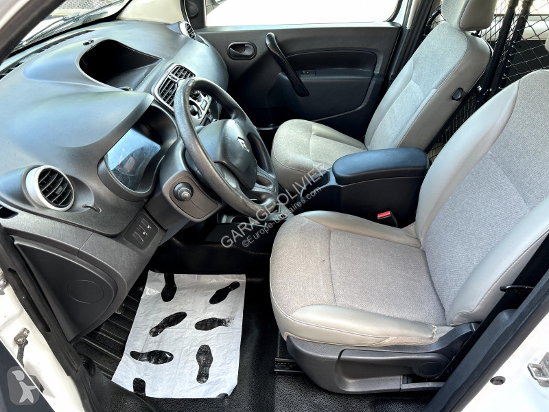 Véhicule utilitaire Renault Maxi Grand Volume...